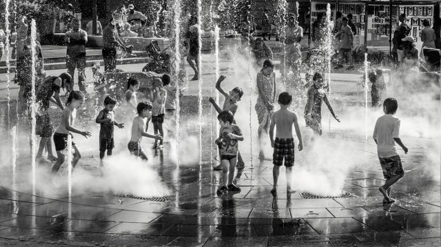FELIZ DÍA DE LA NIÑEZ!!! #blackandwhite #blancoynegro #fineartphotography #fineart #childrenphotography #childrenphoto